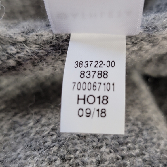 ATHLETA Undercover Camo Pullover Sweater Size M Gray Alpaca Hiking Climbing CYA - Picture 14 of 14